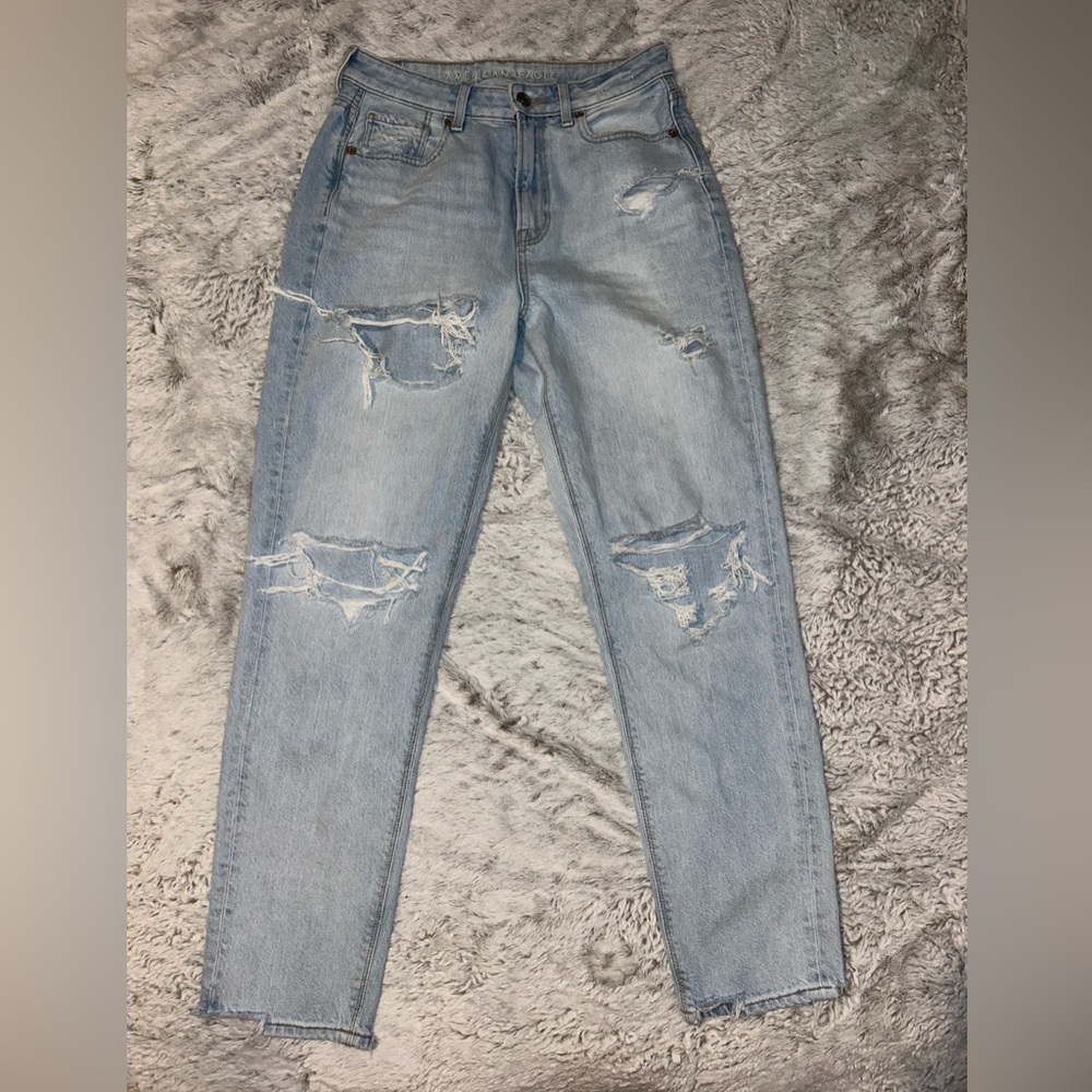 American Eagle Mom Jean Size 2